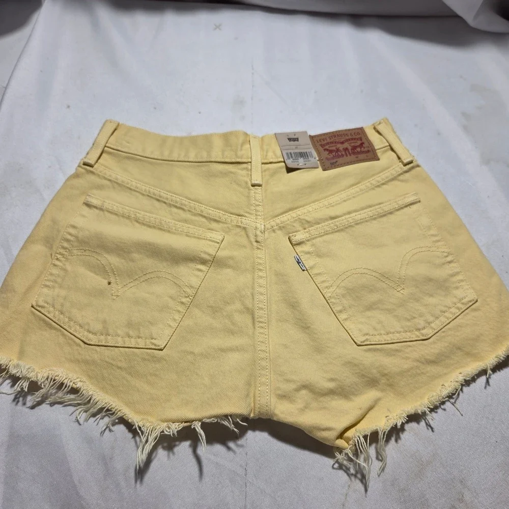 Levis 501 Original High Rise Shorts Yellow Denim Cut Off Frayed Hem 56327-0253